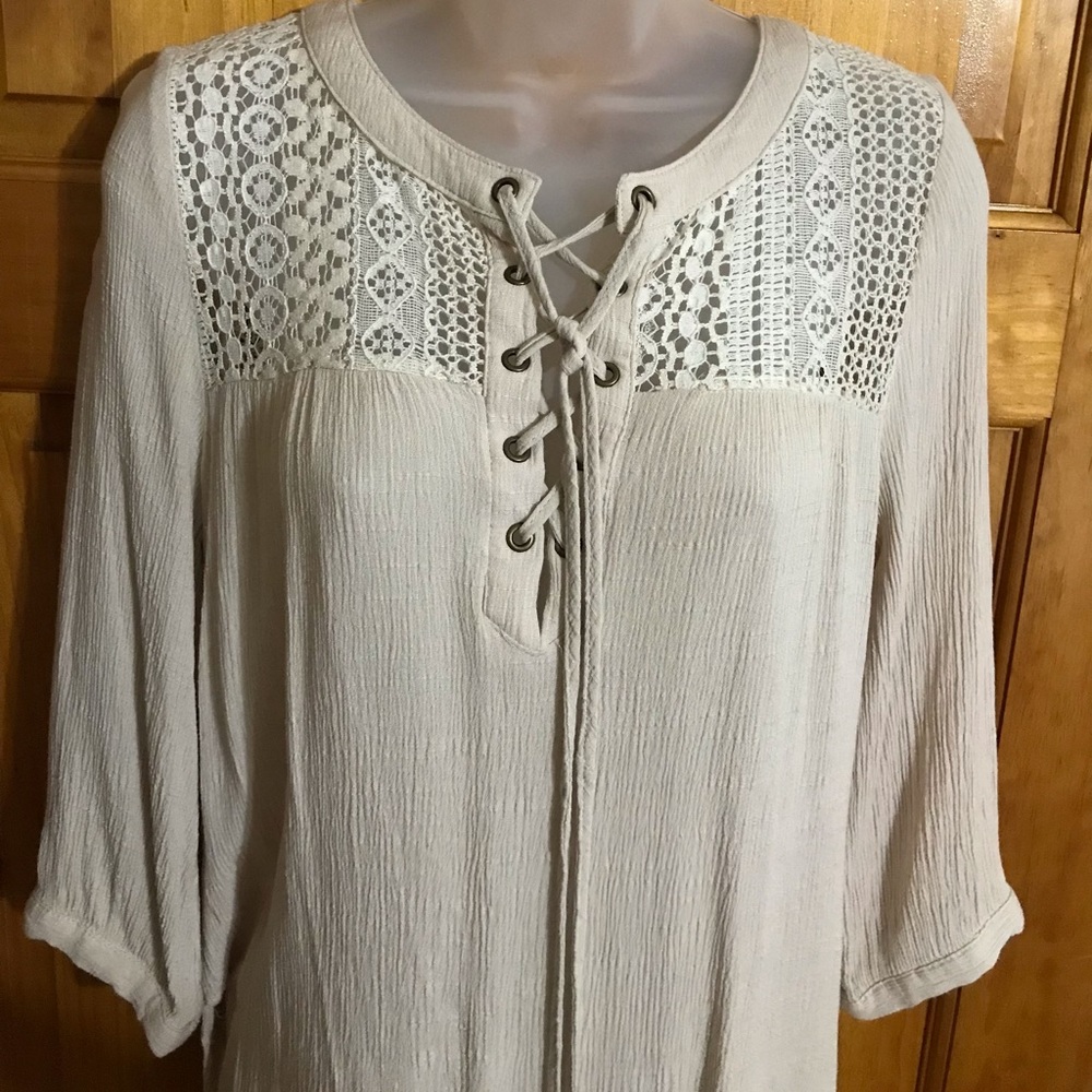 Umgee Beige Blouse Size Small 4 - 6 
60% Cotton - Picture 7 of 13